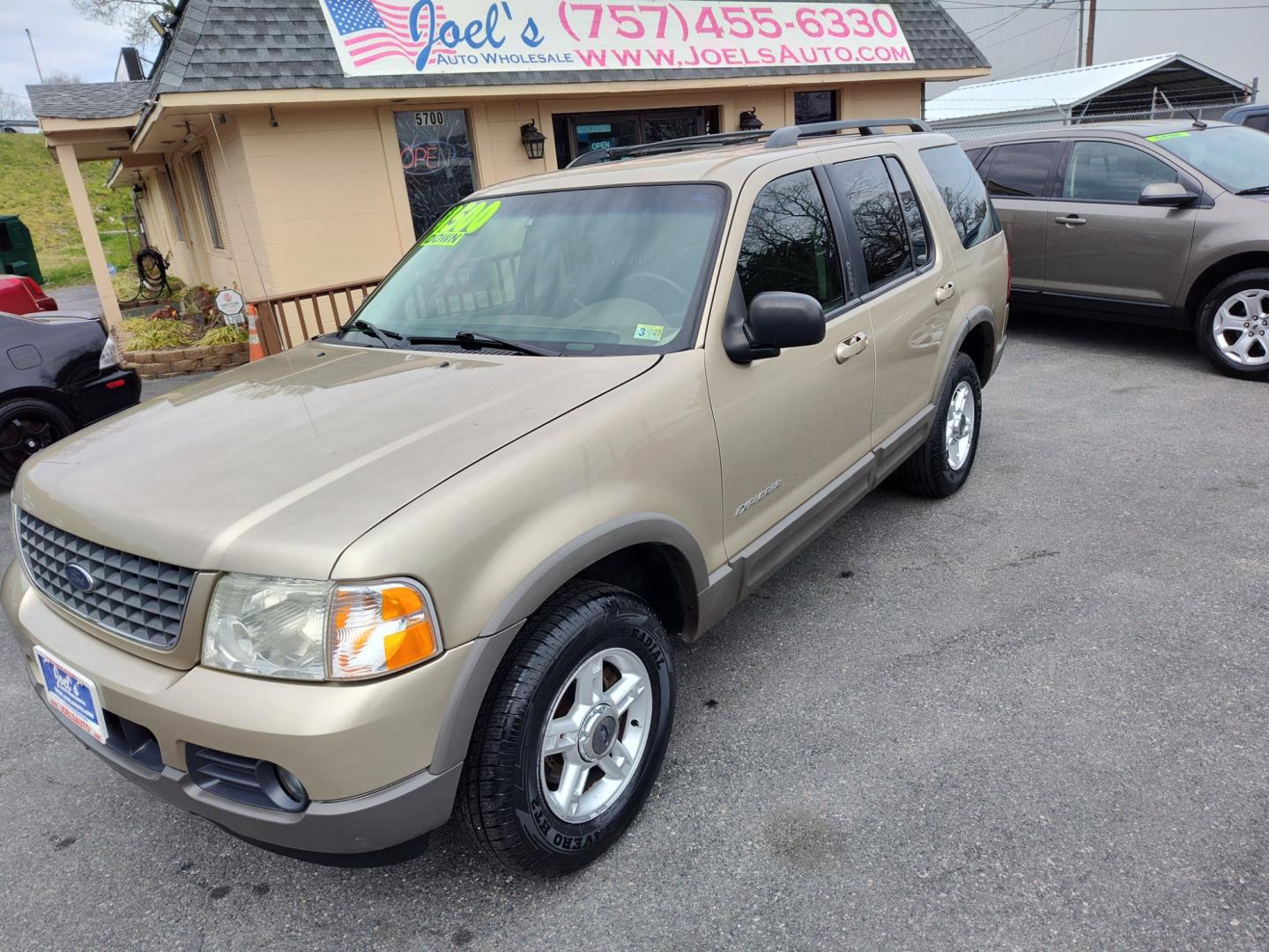 2002 Gold Ford Explorer XLT 2WD (1FMZU63E32U) with an 4.0L V6 SOHC 16V engine, 5-Speed Automatic Overdrive transmission, located at 5700 Curlew Drive, Norfolk, VA, 23502, (757) 455-6330, 36.841885, -76.209412 - Photo#0